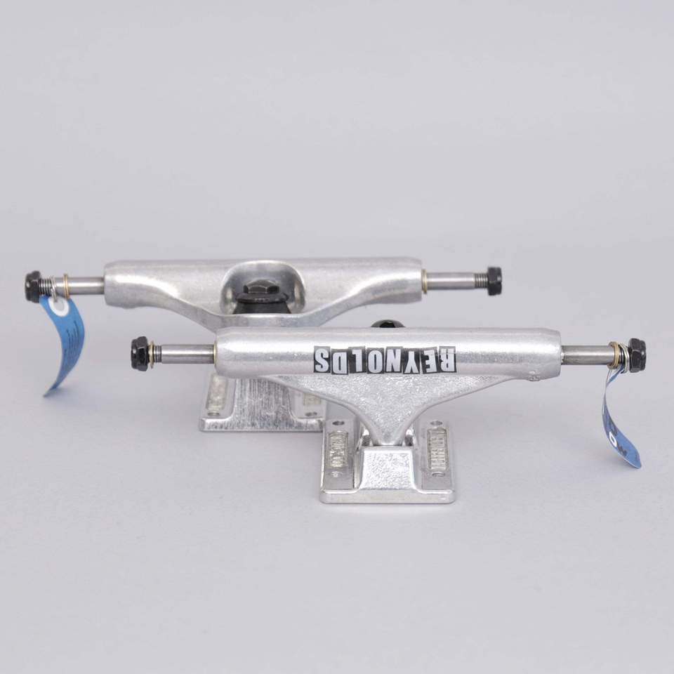 Independent 139 Hollow Reynolds Block Silver Mid Skateboard Trucks